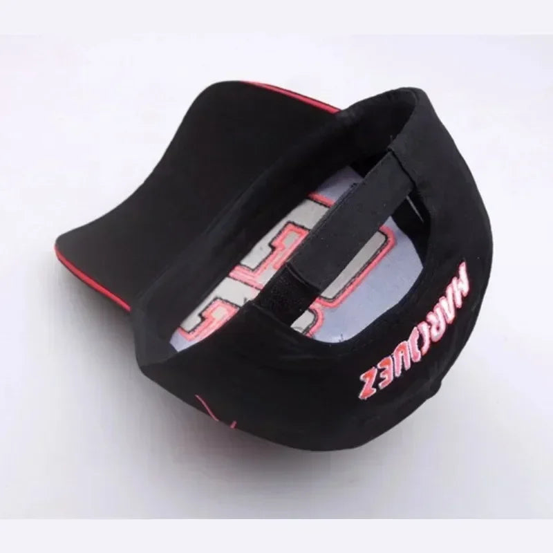 Gorra Negra y Roja M.Márquez